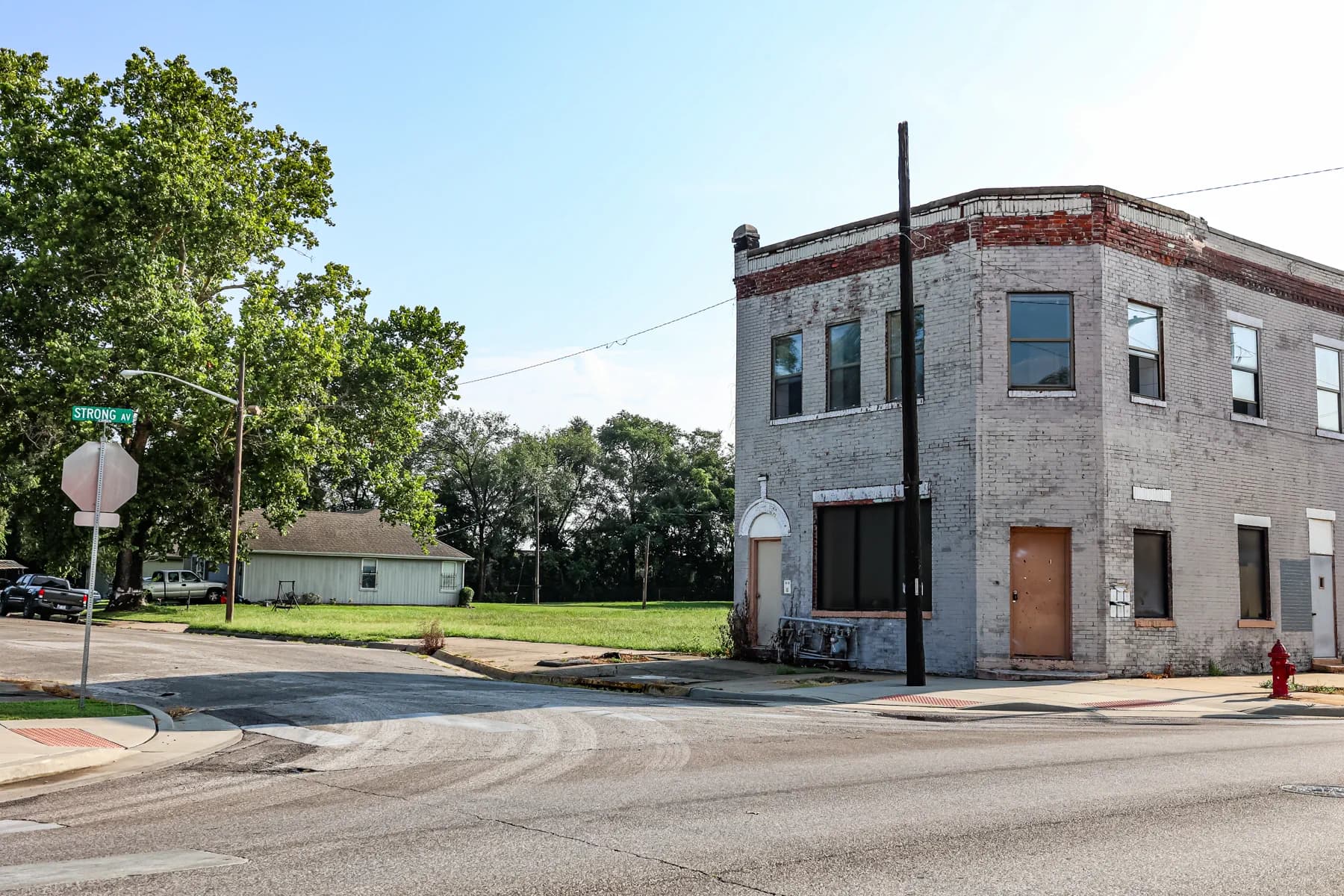 Commercial building at 1351 S 26th Street, view 3