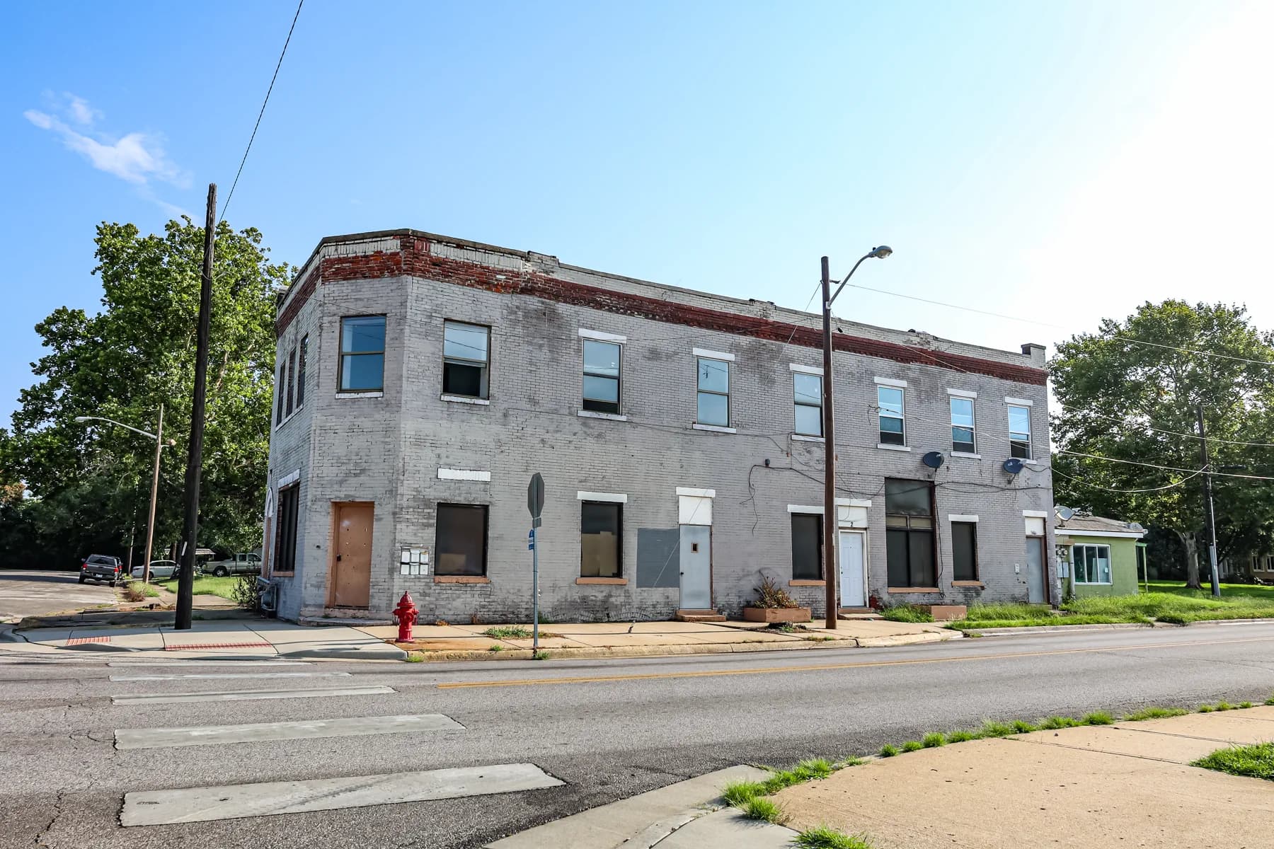 Commercial building at 1351 S 26th Street, view 4